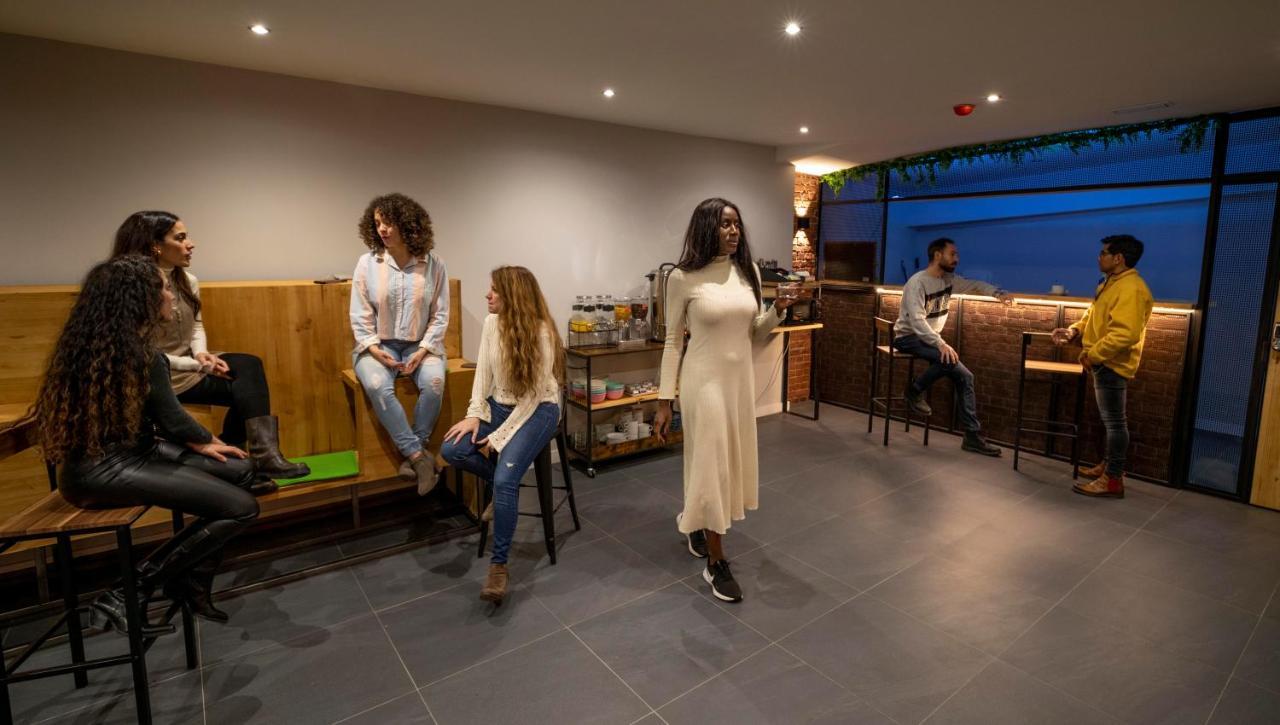 Madriz Hostel Zewnętrze zdjęcie