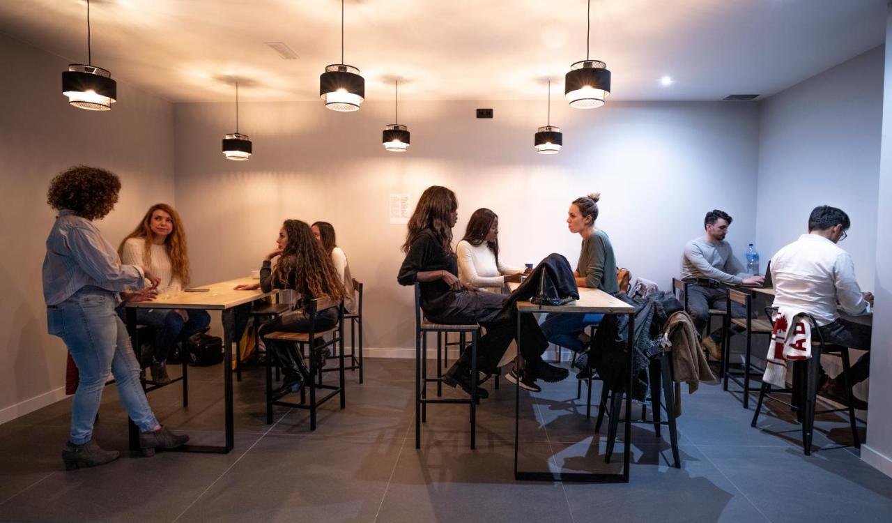 Madriz Hostel Zewnętrze zdjęcie