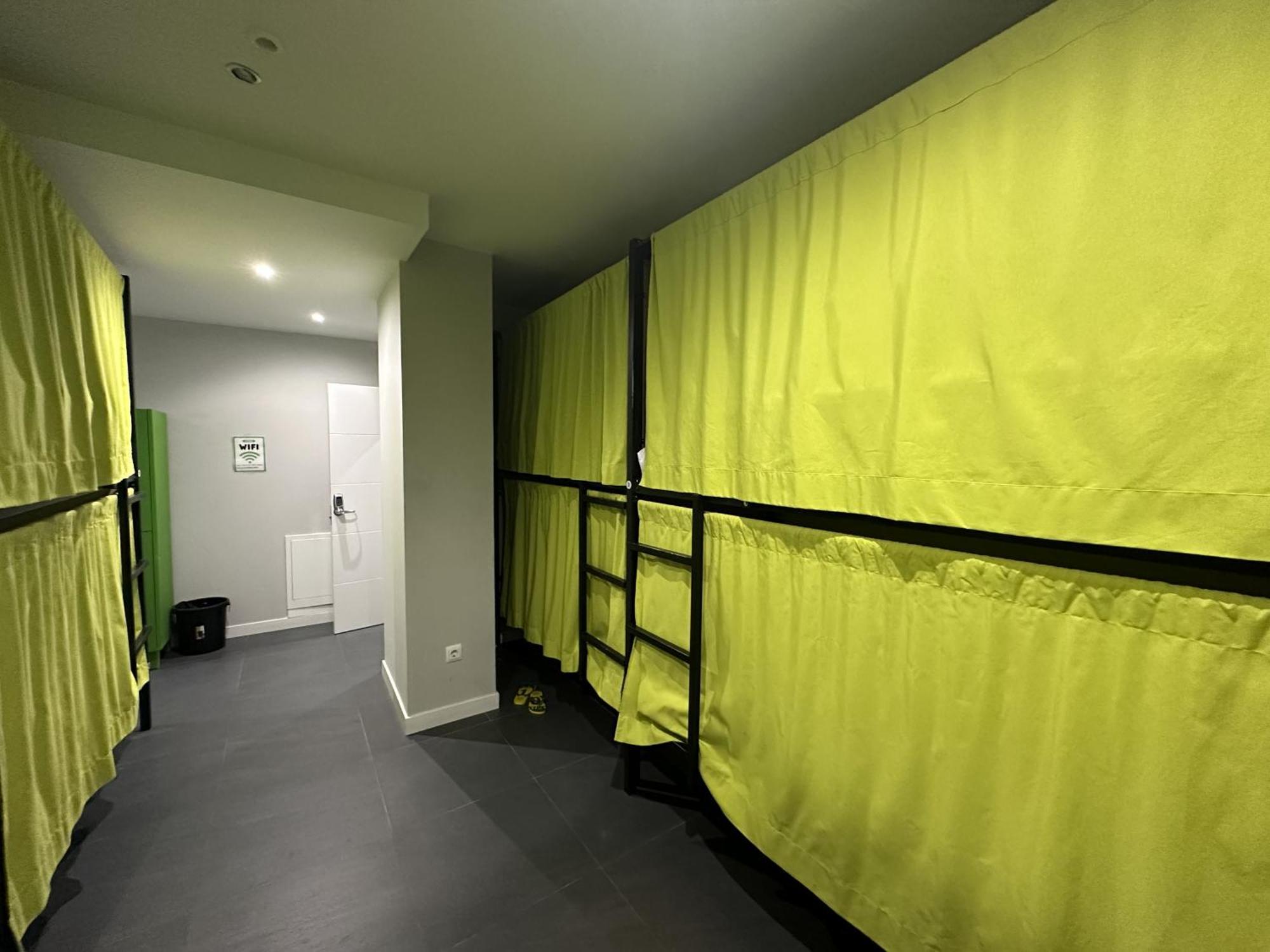Madriz Hostel Zewnętrze zdjęcie